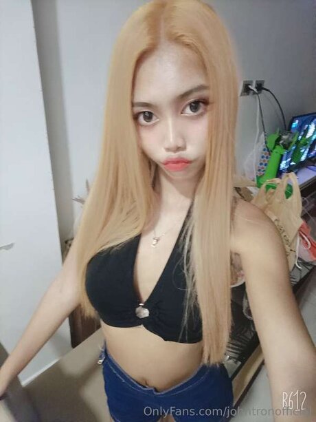 Johntronofficial ホットなポルノスター 画像