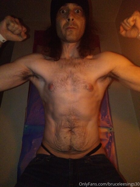 Bruceleesings30 ヌードスター ギャラリー