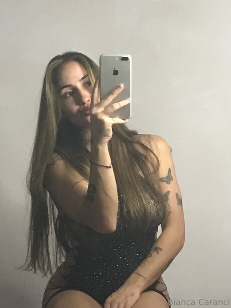 フェラチオ ティーン オンリーファンズ セクシーヌード 画像