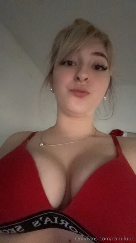 濃厚なヌードオンリーファンズ 無料セクシー 写真