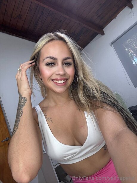 Selinapetal 完璧なモデル 画像