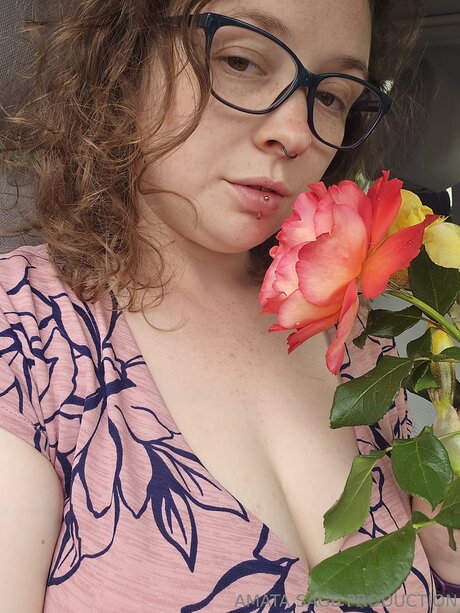 Amatasage エロティック女優 写真