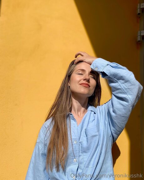 Veronikusshk ポルノスター アダルト 画像