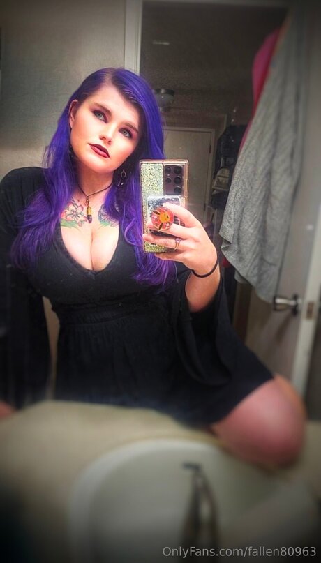 セクシーなティーンオンリーファン 美しい 写真