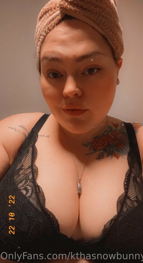 Kthasnowbunny917 スター 裸 画像