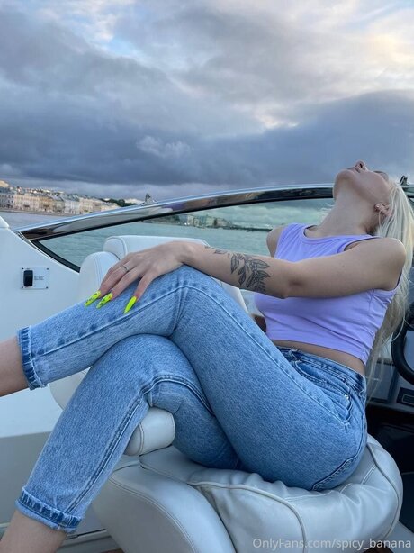 Sandy Caaandy アートモデル ギャラリー