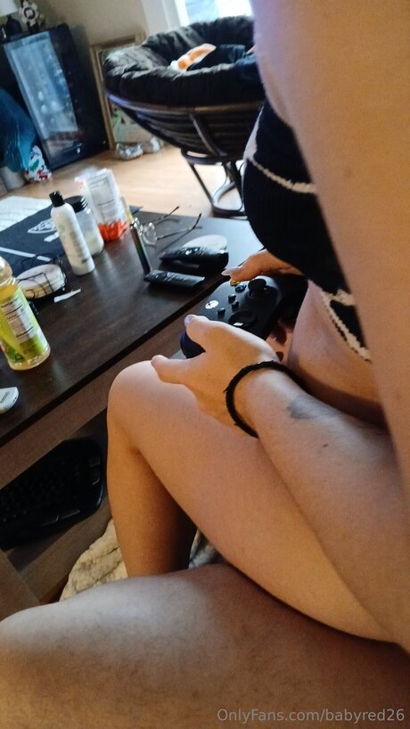 Babyred26 エロティックなモデル 写真