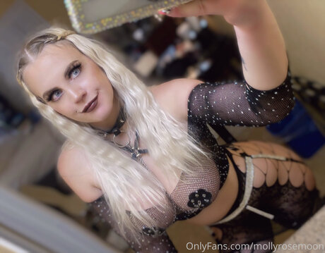 メコスジのオンリーファンズ ホットポルノ 写真