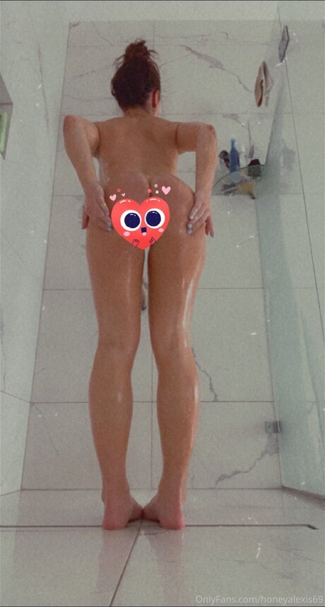 Honeyalexis69 ポルノモデル 写真