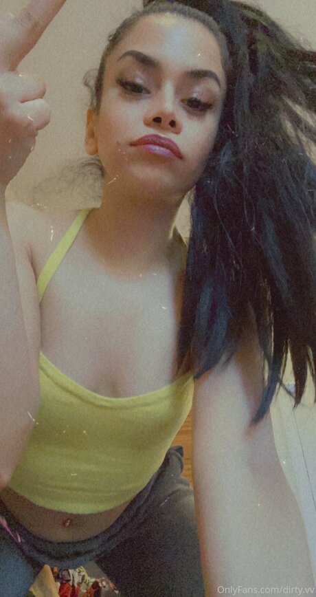 Dirty Vv 美しいモデル ギャラリー