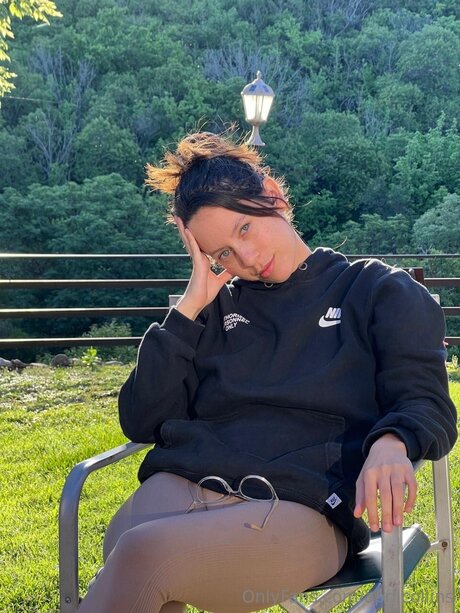 チェコのティーンズオンリーファンズ 美しいxxx 写真