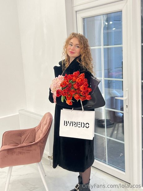 Lolaucos 最高のスター 写真