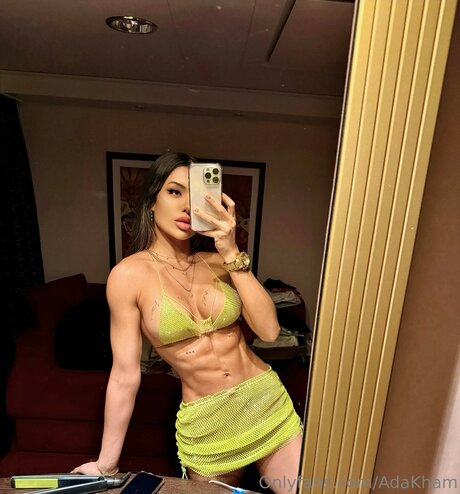 Adakham スターセックス 画像