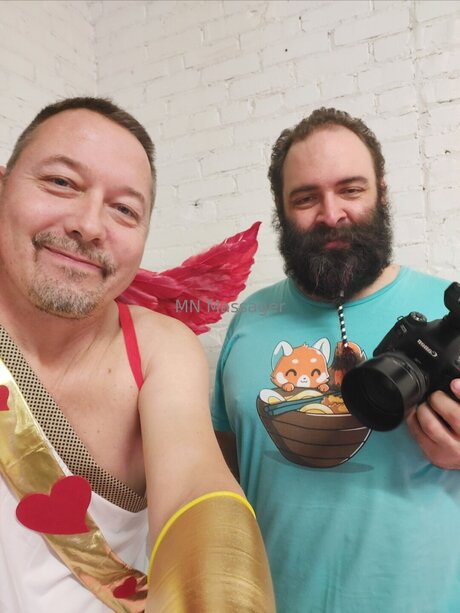 巨乳ストリップオンリーファンズ 無料アダルト 画像