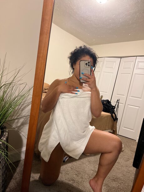 Brialor3n ポルノスター 可愛い 写真