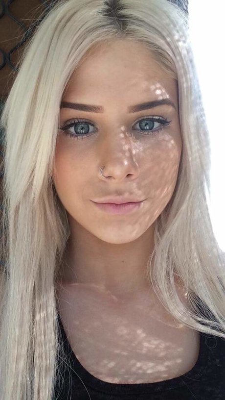 Jaide Samara Francis セクシーなスター ギャラリー