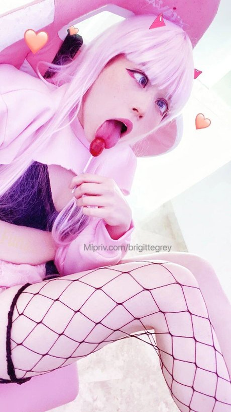 Brigitte Grey 完璧なポルノスター アーカイブ