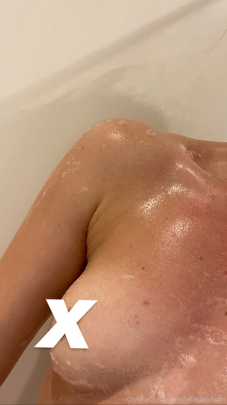 Michelle Ulrichsen ヌードモデル 写真