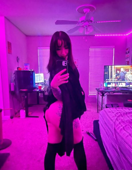 krissy sama ヌードモデル 写真