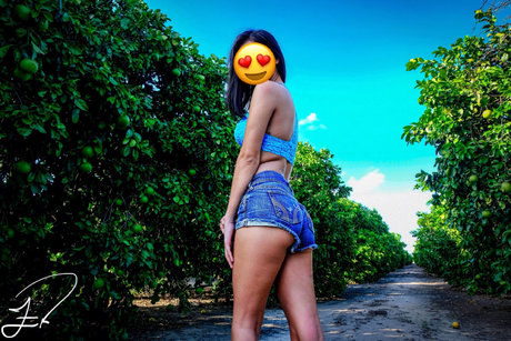 Cassie Luna 素敵なモデル 画像