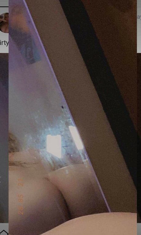 小さいペニスのオンリーファンズ 美しいヌード ギャラリー