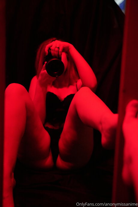 巨乳ストリップオンリーファンズ 無料エロ ギャラリー