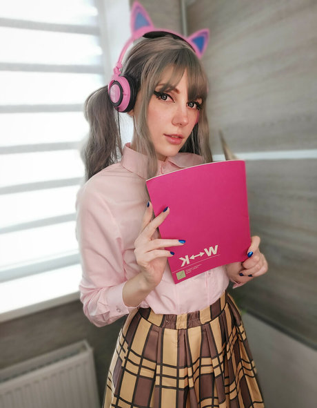 Aoi Hanna ポルノスター エロティック 画像