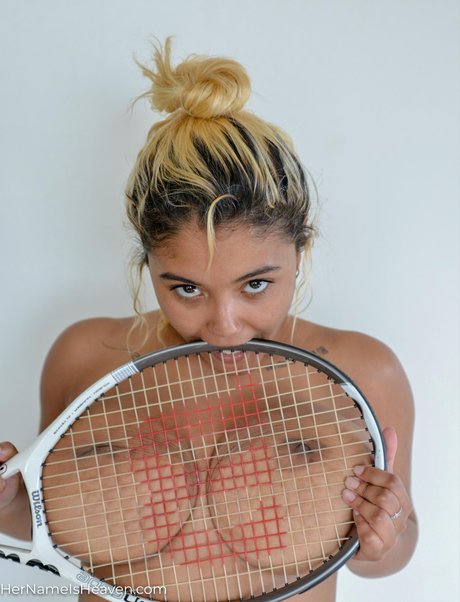 Heaven Sapphire Roque プロフィール写真