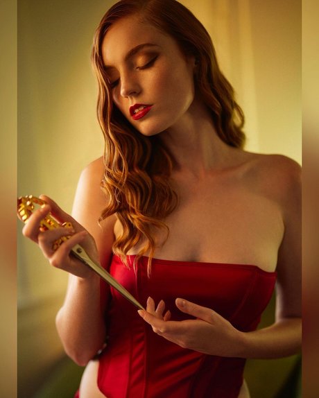 Emily O dette HDモデル 画像