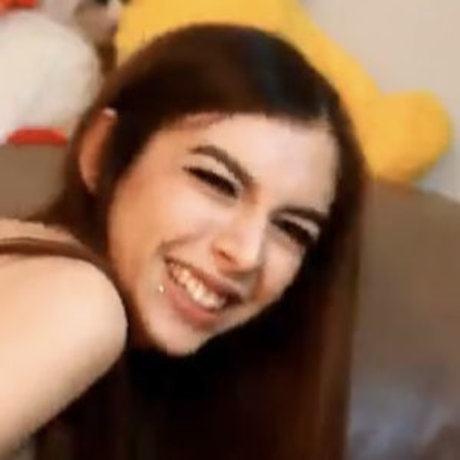 Chloe night 高品質のポルノスター 画像