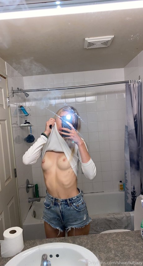 shaaybabaay ポルノスター エロティック 写真