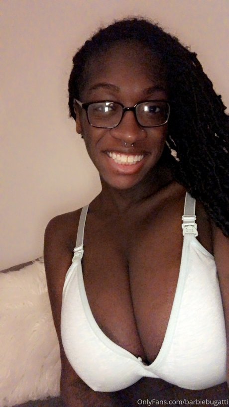 足 熟女 オンリーファンズ アートxxx 写真