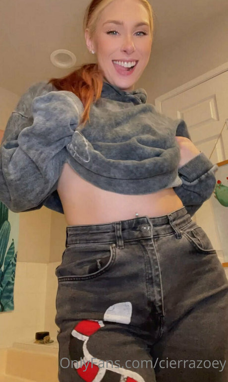 cierrazoey トップ女優 アーカイブ