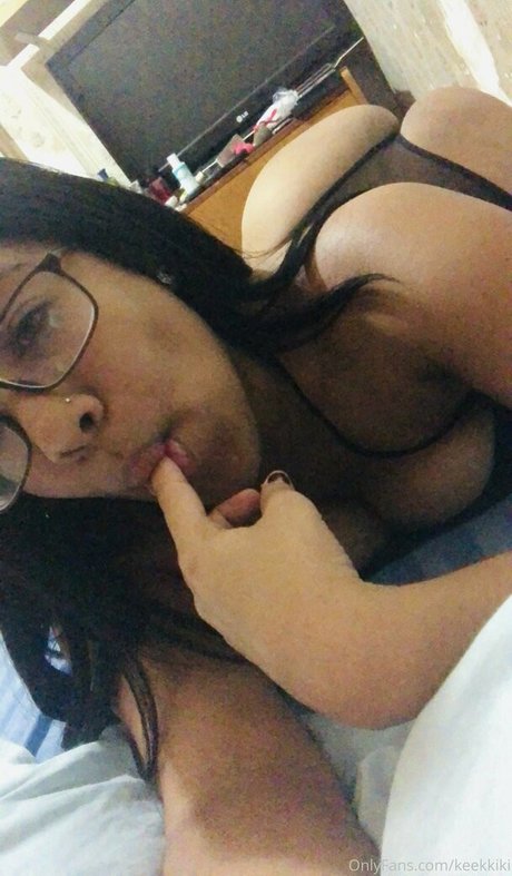 巨乳義母オンリーファンズ 無料ヌード 画像