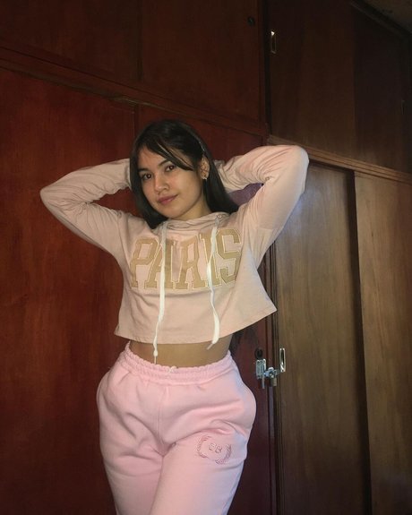 Ruth Sanchez エロティックなモデル 写真