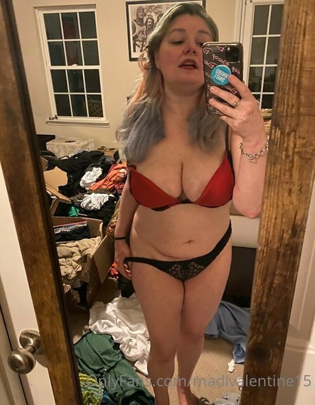 ラテン系レズビアンオンリーファンズ パーフェクト 画像