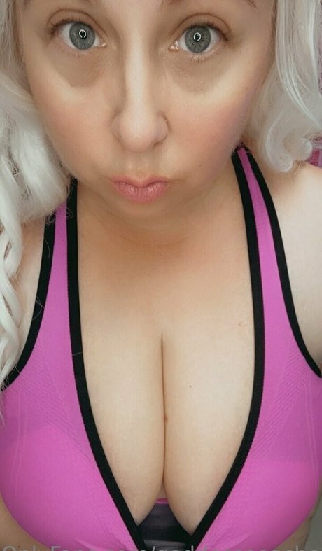 巨乳で痩せているオンリーファンズ アートポルノ ギャラリー