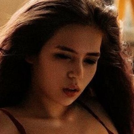 May Bee 完璧なモデル 画像