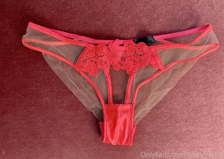 Nikky French 高品質のスター 写真