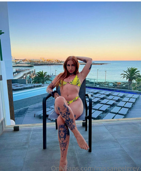 asmr 官能的なオンリーファンズ 美しい 画像