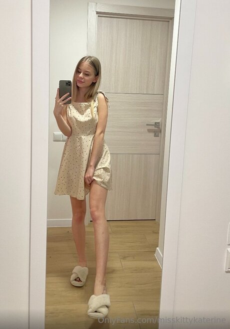 Misskittykaterine かわいいスター 写真