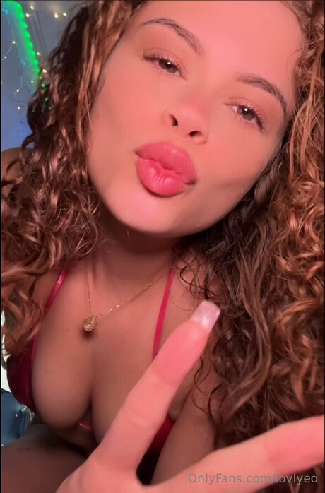 Lovlyeo HD女優 画像