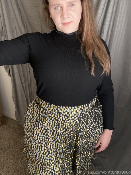 サマートランスオンリーファンズ セクシーヌード 写真