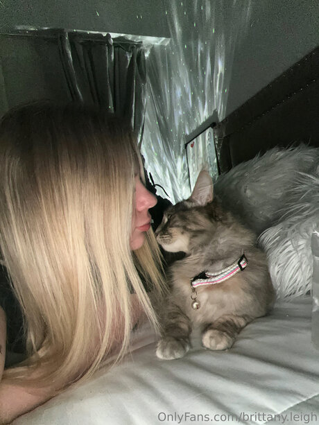 Brittany Leigh エロティック女優 写真