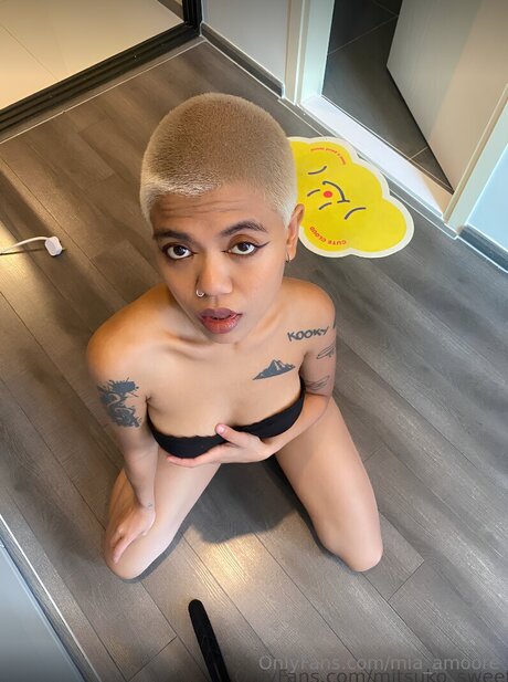 アマチュアセックスオンリーファンズ 裸 画像