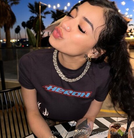 アマチュアセックスオンリーファンズ 無料セクシー 画像