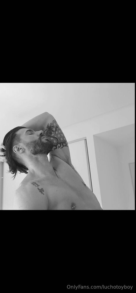 Luchotoyboy 無料モデル ギャラリー