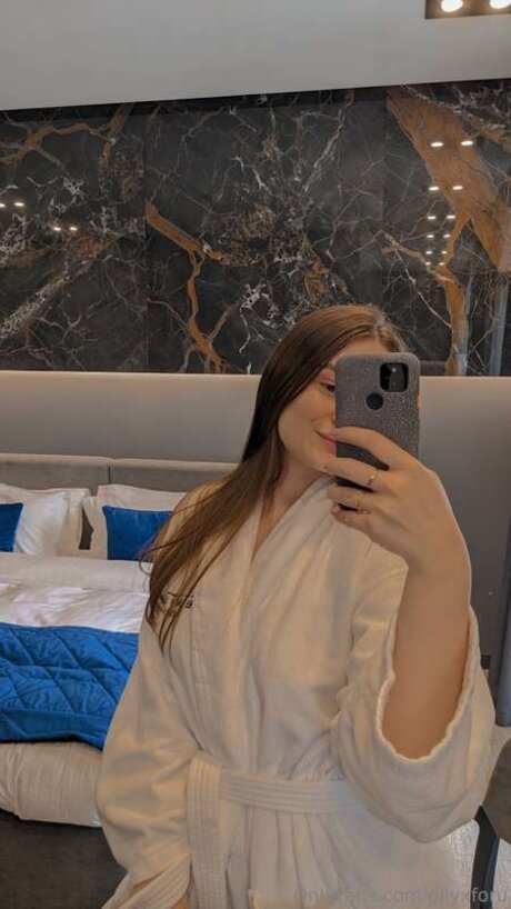 Ollyxforu ポルノスター ヌード ギャラリー