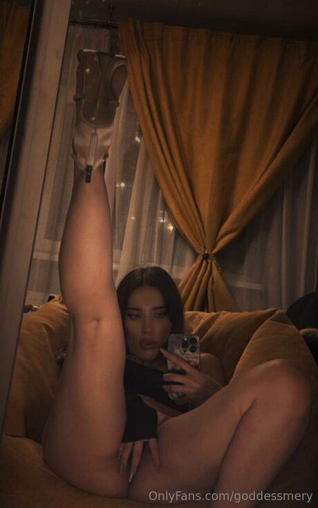 金髪の顔射オンリーファンズ えろ 写真