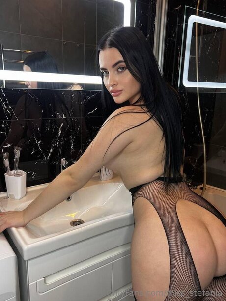 Miss Stefania ホットなスター 画像